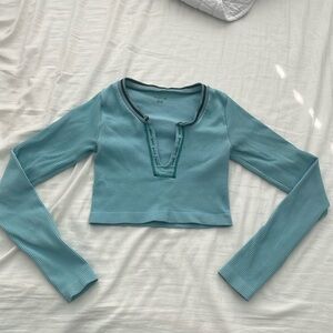 Urban Outfitters Women’s cropped U neck top